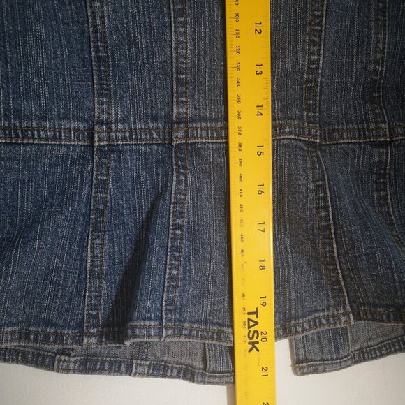 Anne Taylor Loft Ladies Size 6 Medium Wash Button Front Jean Jacket - Picture 12 of 12